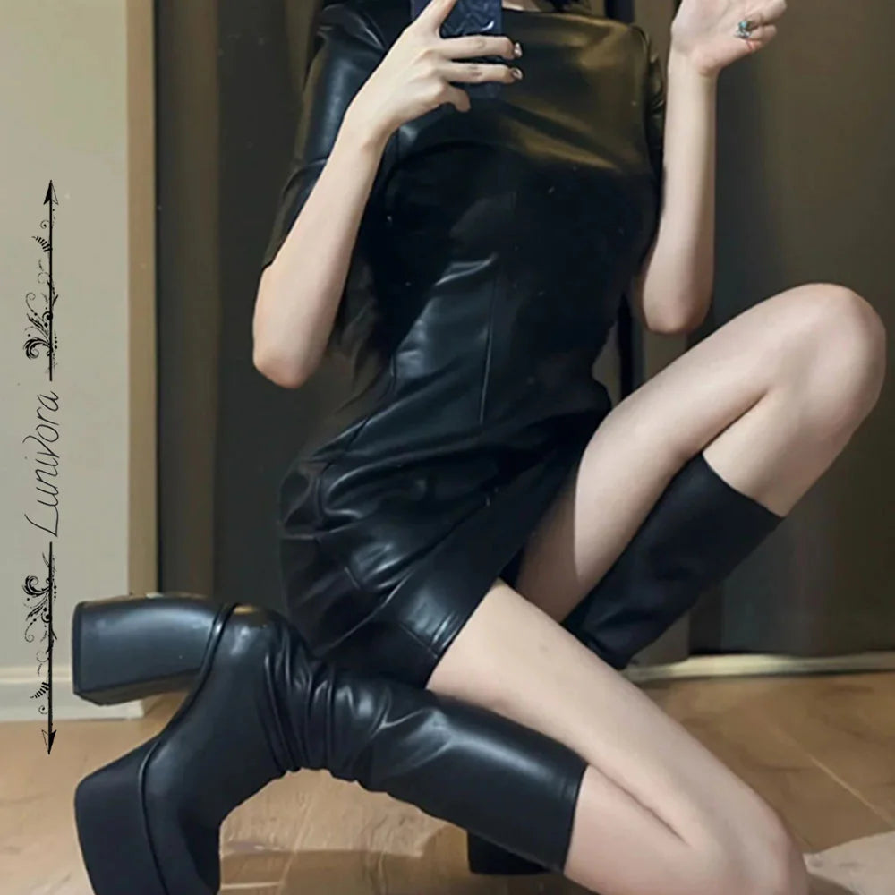Lunaria Chunky Platform Boots