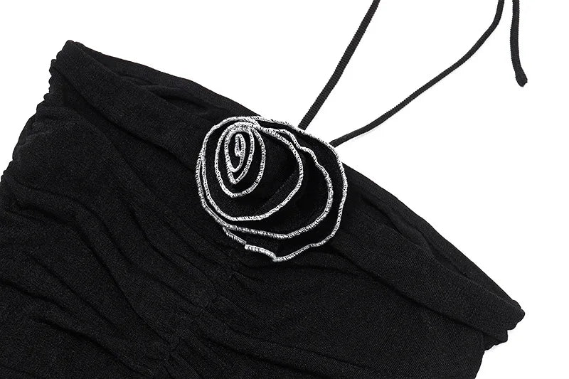 Rosethorn Halter